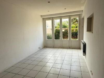 For sale 5 rooms 78 m2 Charente (16700) photo 4