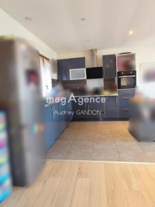 For sale Sens 7 rooms 163 m2 Yonne (89100) photo 3