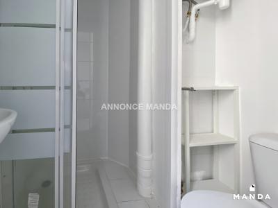 Annonce Location Appartement Paris-18eme-arrondissement 75