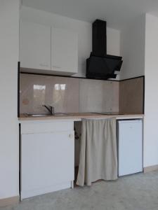 For rent Neuville-en-ferrain 2 rooms 36 m2 Nord (59960) photo 2