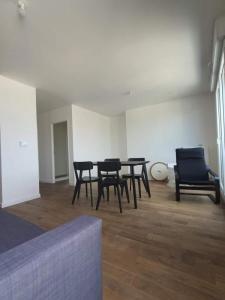 Louer Appartement Courbevoie 1850 euros