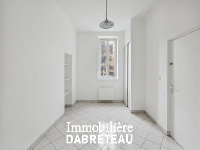Louer Appartement Caluire-et-cuire 635 euros
