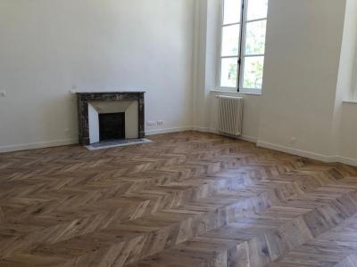 For rent Versailles 2 rooms 56 m2 Yvelines (78000) photo 1