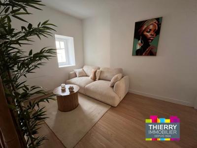 For sale Nantes 2 rooms 27 m2 Loire atlantique (44000) photo 2