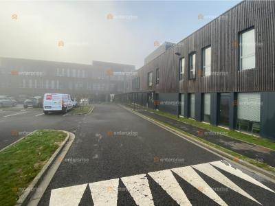 Louer Bureau 771 m2 Famars