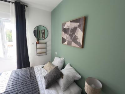 For rent Niort 1 room 234 m2 Deux sevres (79000) photo 0