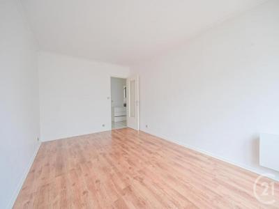 For rent Levallois-perret 2 rooms 46 m2 Hauts de Seine (92300) photo 1