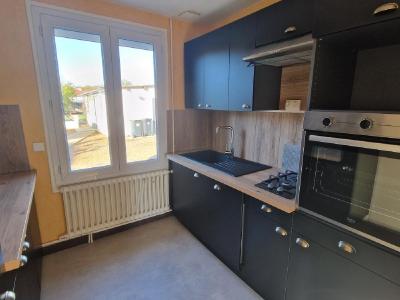 For sale 4 rooms 75 m2 Eure et loir (28240) photo 4