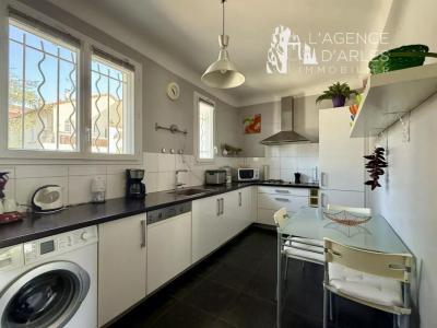 For sale Arles 4 rooms 92 m2 Bouches du Rhone (13200) photo 4