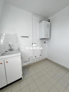 For sale Aubervilliers 2 rooms 27 m2 Seine saint denis (93300) photo 2