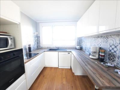 Louer Appartement 92 m2 Laval