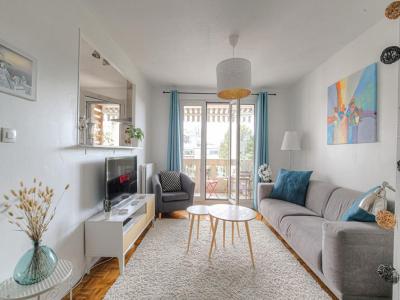 For rent Lyon-7eme-arrondissement 3 rooms 66 m2 Rhone (69007) photo 0