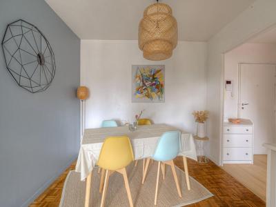 Louer Appartement Lyon-7eme-arrondissement 1200 euros