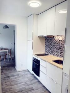 For rent Bordeaux 3 rooms 60 m2 Gironde (33000) photo 2