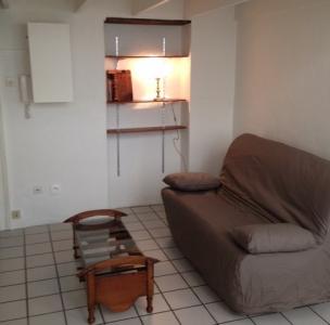 For rent Bordeaux 2 rooms 30 m2 Gironde (33000) photo 1