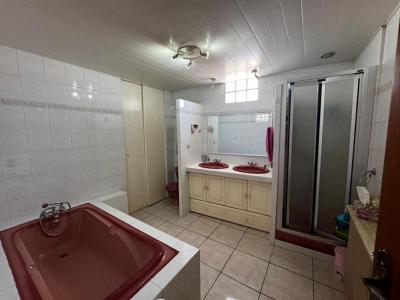 For sale Lormont 4 rooms 133 m2 Gironde (33310) photo 3