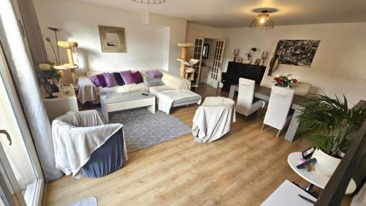 Acheter Appartement Houdan 334000 euros