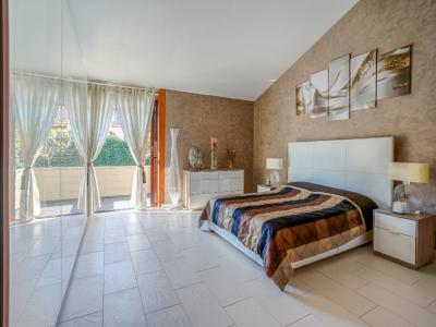 For sale Viry-chatillon 12 rooms 350 m2 Essonne (91170) photo 2