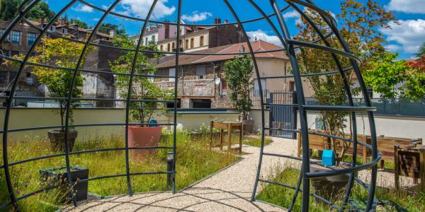 For sale Saint-etienne 3 rooms 56 m2 Loire (42100) photo 0