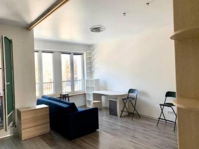 Louer Appartement Paris-18eme-arrondissement 728 euros