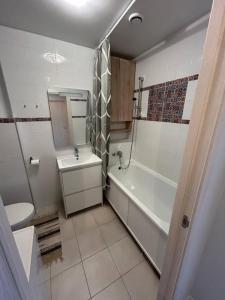 For rent Caen 1 room 31 m2 Calvados (14000) photo 4