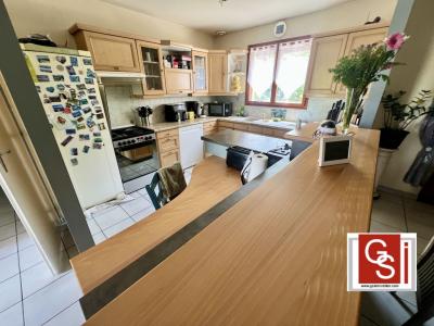 For sale LES PEGERS 7 rooms 97 m2 Loire atlantique (44120) photo 2