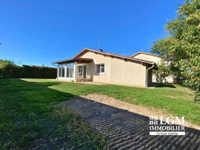 For sale Montauban 4 rooms 80 m2 Tarn et garonne (82000) photo 0