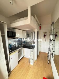 For sale Paris-16eme-arrondissement 1 room 9 m2 Paris (75016) photo 2