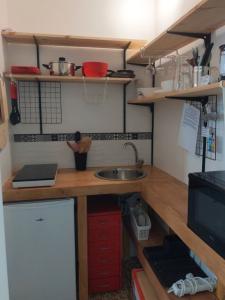 For rent Pessac 1 room 30 m2 Gironde (33600) photo 2