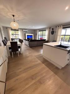 For sale Abeilhan 6 rooms 133 m2 Herault (34290) photo 0