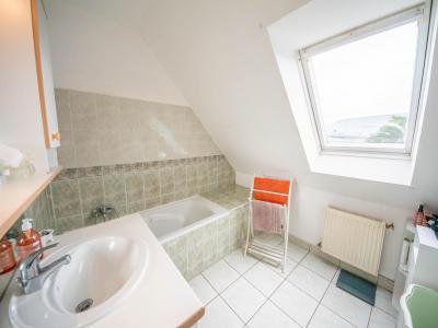 For sale Loc-eguiner-saint-thegonnec 5 rooms 105 m2 Finistere (29410) photo 3