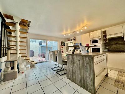 For sale Thonon-les-bains 5 rooms 99 m2 Haute savoie (74200) photo 2