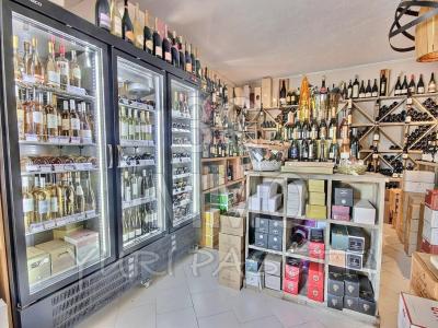 Acheter Commerce Mandelieu-la-napoule 330000 euros