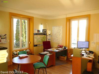 Acheter Local commercial Chantraine 374000 euros