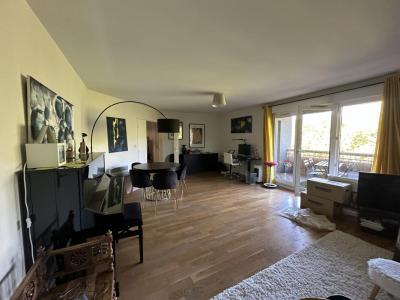 For rent Lyon-7eme-arrondissement 4 rooms 104 m2 Rhone (69007) photo 1