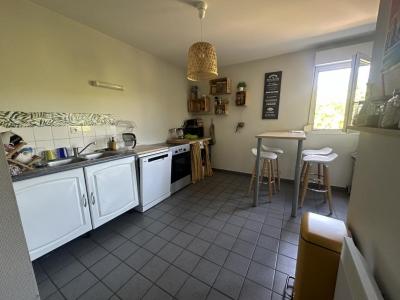 For rent Lyon-7eme-arrondissement 4 rooms 104 m2 Rhone (69007) photo 2