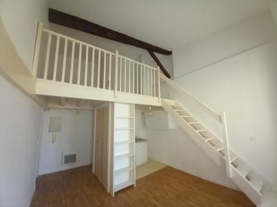 For rent Bordeaux 1 room 31 m2 Gironde (33000) photo 0