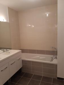 Louer Appartement Amberieu-en-bugey Ain