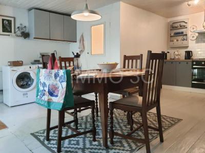 For sale Chef-boutonne 4 rooms 189 m2 Deux sevres (79110) photo 3