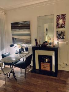 For rent Paris-3eme-arrondissement 2 rooms 37 m2 Paris (75003) photo 2