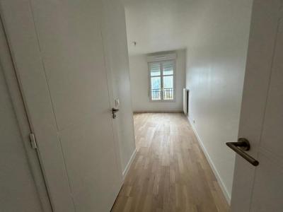Louer Appartement 90 m2 Blanc-mesnil