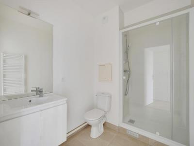 For rent Colombes 2 rooms 41 m2 Hauts de Seine (92700) photo 4