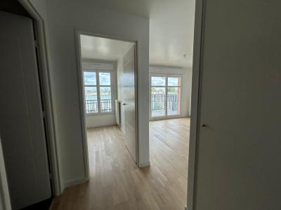 Louer Appartement 39 m2 Blanc-mesnil