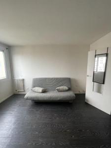 For rent Kremlin-bicetre 1 room 26 m2 Val de Marne (94270) photo 3