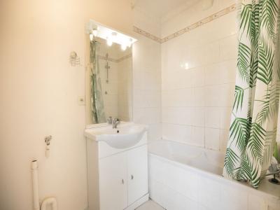 For sale 2 rooms 45 m2 Loire atlantique (44340) photo 4