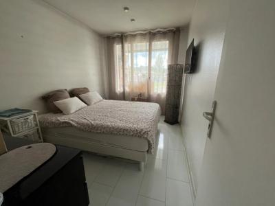 For sale Coubron 3 rooms 60 m2 Seine saint denis (93470) photo 2