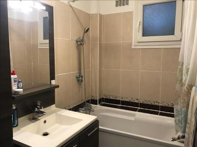 Louer Appartement Gagny 915 euros