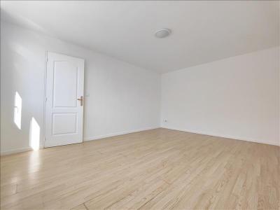 Louer Appartement 65 m2 Corbie