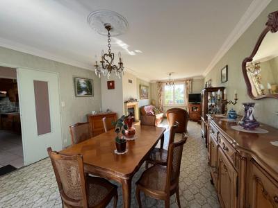 For sale Neuville-de-poitou 6 rooms 132 m2 Vienne (86170) photo 2
