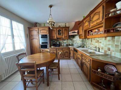 For sale Neuville-de-poitou 6 rooms 132 m2 Vienne (86170) photo 4